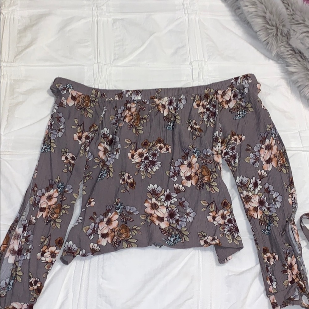 Mauve off the shoulder floral long sleeve